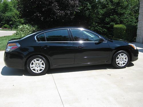 2012 nissan altima s sedan 4-door 2.5l