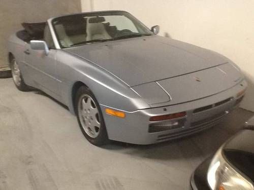 1990 Porsche 944 S2 Convertible 2-Door 3.0L, image 2
