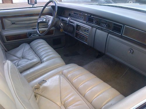 1977 Lincoln Town Car, image 7