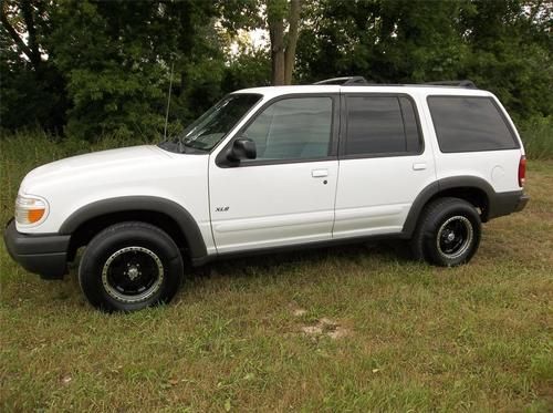 Ford explorer xls 2000 v6 4.0l auto trans 4wd 4 door cd anti theft air cond