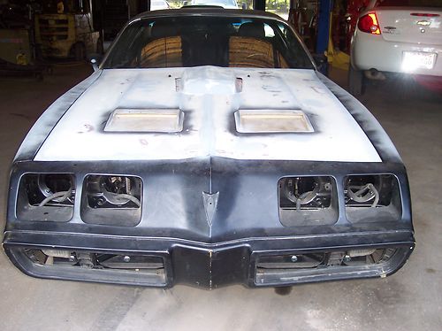 1980 firebird trans am 04 gto hybrid ls1, m-30 trans., 4.11 gears runs great