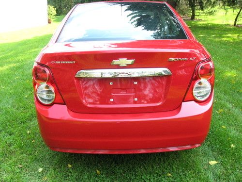 NO RESERVE REPAIRABLE WRECKED 2012 Chevrolet Sonic LT 4-Door 1.8L SALVAGE, image 7