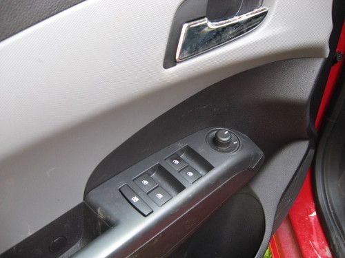 NO RESERVE REPAIRABLE WRECKED 2012 Chevrolet Sonic LT 4-Door 1.8L SALVAGE, image 16