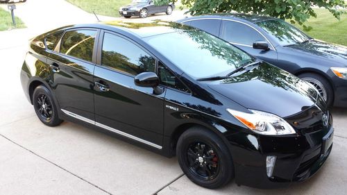 2012 toyota prius ii hybrid low miles - one owner - prius 2 hatchback black 5dr