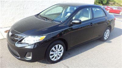 Carfax 1-owner * low miles * 2012 toyoto corolla sedan * auto trans * cd player