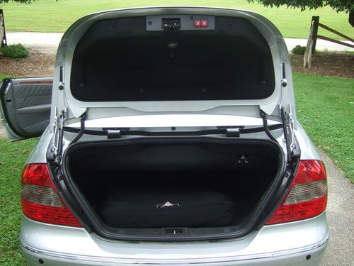 Very Clean CLK550 2 Dr. Roadster w/AMG package, image 8