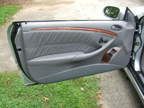 Very Clean CLK550 2 Dr. Roadster w/AMG package, image 23