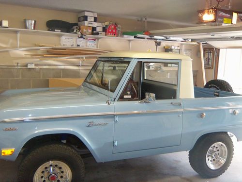 1969 ford bronco pick-up,, u-15 body,,302 ,,3-speed,, uncut body