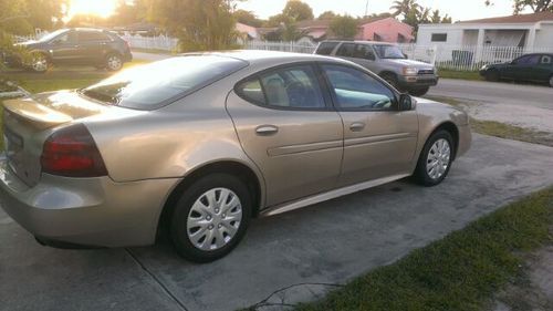 2004 pontiac grand prix gt1 sedan with tv radio and new interior speakers