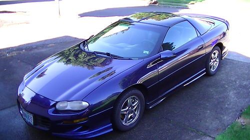 2000 chevrolet camaro base coupe 2-door 3.8l