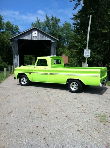 1966 chevy c10 fleetside long bed, classic truck