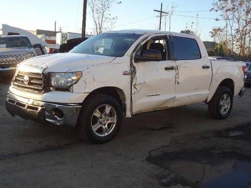 2008 toyota tundra sr5 crew cab 5.7l damaged salvage low miles runs! wont last!!