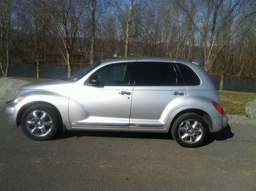 2004 chrysler pt cruiser limited wagon 4-door with 2.4l turbocharged engine