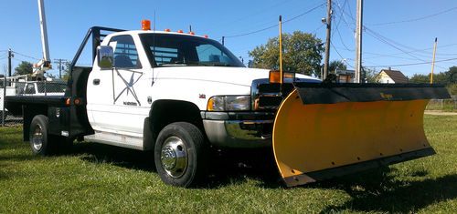 Dodge ram 3500 flatbed truck with meyers snow plow tow package pick up 4x4 v8 nr