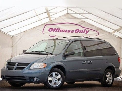 3rd row seat cd player luggage racks all power rear a/c off lease only