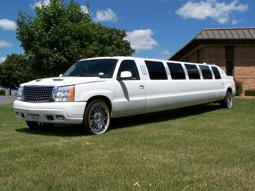 2004 cadillac escalade ext suv limo limousine 22 pax