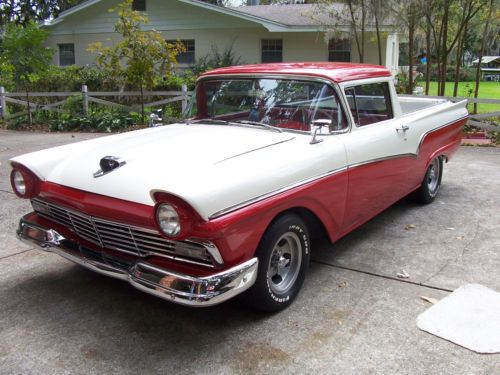 1957 ford ranchero custom hotrod.