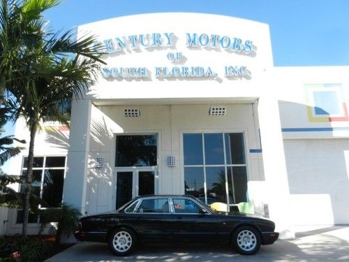 1999 jaguar xj8 4dr sdn 4.0 v8 low miles only 63,326 actual miles gourgous