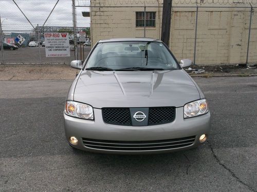 2006 nissan sentra s sedan 4-door 1.8l special edicion low miles only 16,700 mil