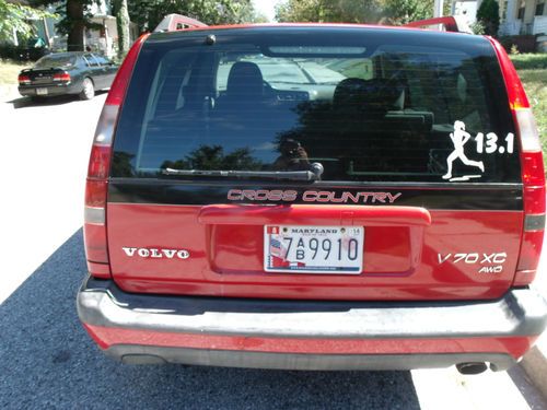 Volvo Station Wagon Red V70XC AWD Turbo LOW RESERVE, image 9