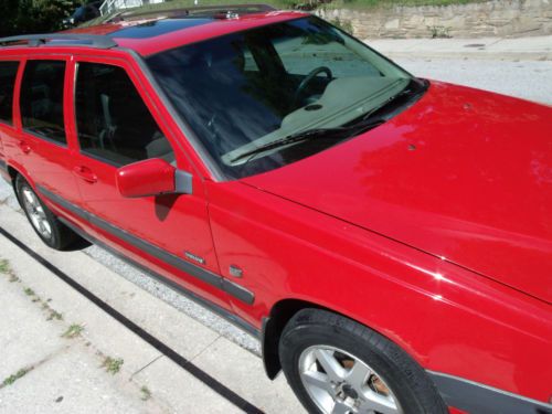 Volvo Station Wagon Red V70XC AWD Turbo LOW RESERVE, image 13