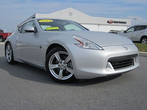 *** 2011 370z *** touring *** auto *** only 11k miles !!!!!