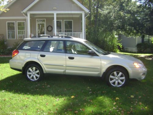 2006 Subaru Outback 2.5i Wagon 4-Door 2.5L, image 2