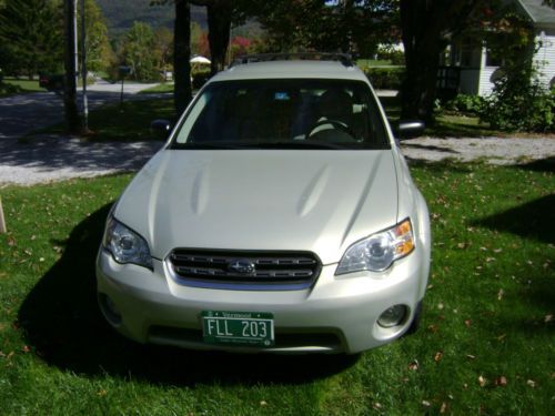 2006 Subaru Outback 2.5i Wagon 4-Door 2.5L, image 3