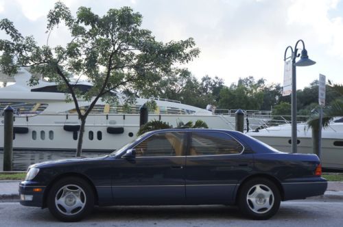 1 florida owner, excellent conditon, leather, cln carfax, sunroof, lexus ls400