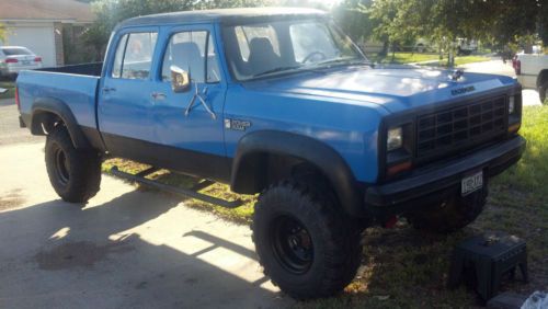 1985 dodge w350 crew cab pickup 4-door 5.9l 4x4