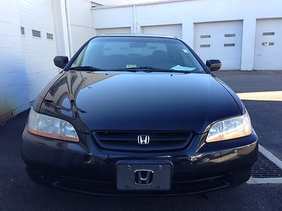 Clean smoke free accord coupe clean carfax v6 auto