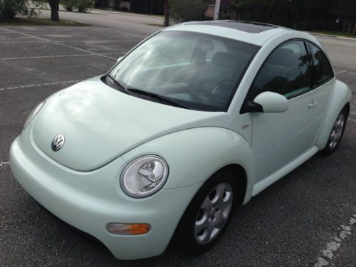 2002 volkswagen beetle gls hatchback 2-door 2.0l