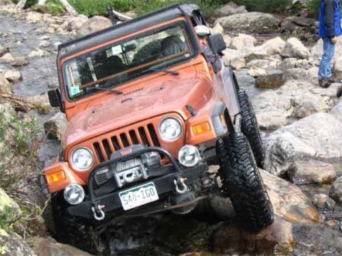 2001 jeep wrangler sport highly modified with trailer