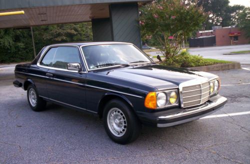 1983 MERCEDES 300CDT COUPE, image 2