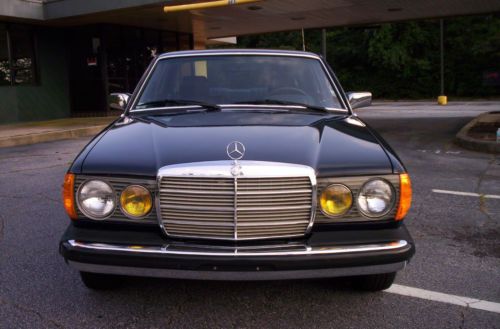 1983 MERCEDES 300CDT COUPE, image 6