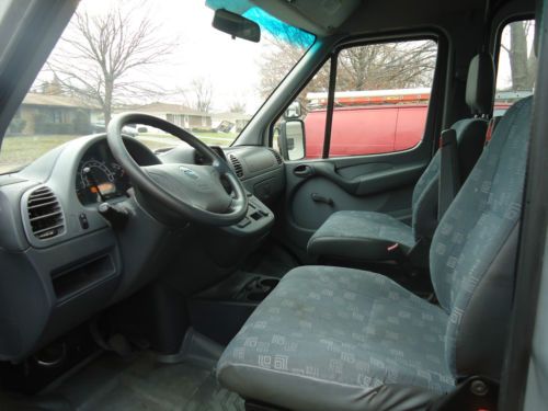 2004 DODGE SPRINTER HIGH TOP CARGO VAN DIESEL 2.7L LOW MILES 3 DOOR, US $11,900.00, image 5
