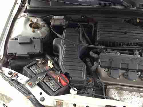 2001 Honda Civic EX Coupe 1.7L DAMAGE LOW MILES NEEDS BODY WORK NO RESERVE, image 2