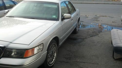 1999 mercury grand marquis gs sedan 4-door 4.6l