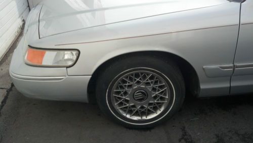 1999 Mercury Grand Marquis GS Sedan 4-Door 4.6L, image 4