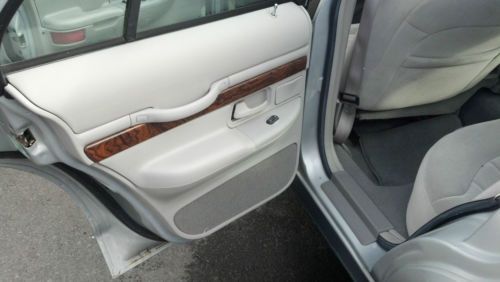 1999 Mercury Grand Marquis GS Sedan 4-Door 4.6L, image 8
