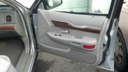 1999 Mercury Grand Marquis GS Sedan 4-Door 4.6L, image 14