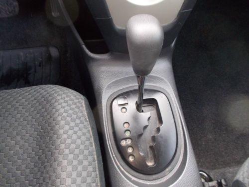 2008 Toyota Yaris, NO RESERVE, image 8