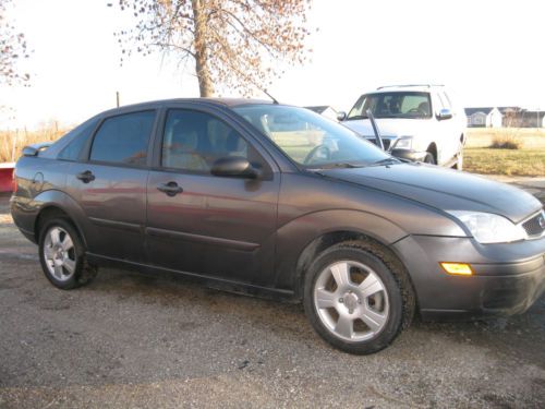 2007 ford focus ses sedan 4-door 2.0l ((no title))