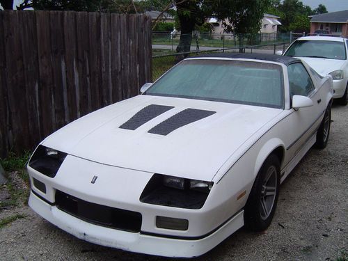 1987 camaro z28 irocz t-tops