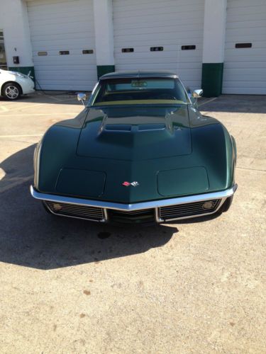 1968 british racing green exterior. tan interior. 427 390 hp.