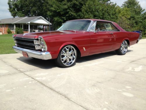 Custom 1966 ltd