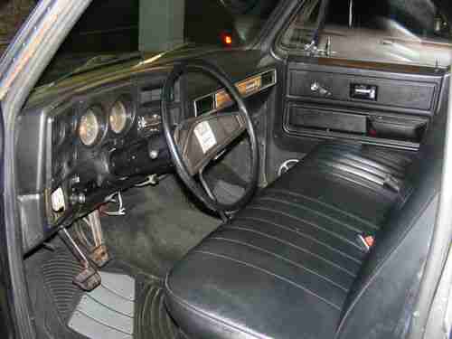 1975 Chevrolet C10 Truck, image 10
