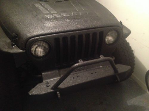 1997 Jeep Wrangler SE Sport Utility 2-Door 2.5L, image 2