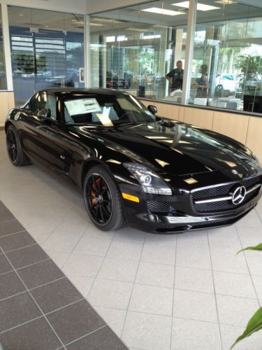 2013 mercedes benz sls amg coupe black/black leather,ceramic brks / bang olufsen