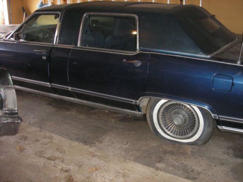 1979 lincoln town car  12 inch  sterch  limo no title